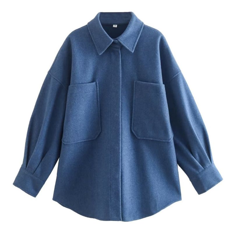 Stylische Strickjacke für Frauen, ideal für Herbst- und Wintertage, aus hochwertigem Strickmaterial mit modernem Design und bequemer Passform.