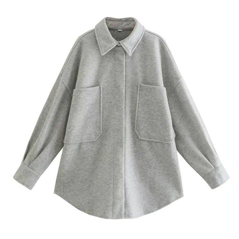 Stylische Strickjacke für Frauen, ideal für Herbst- und Wintertage, aus hochwertigem Strickmaterial mit modernem Design und bequemer Passform.